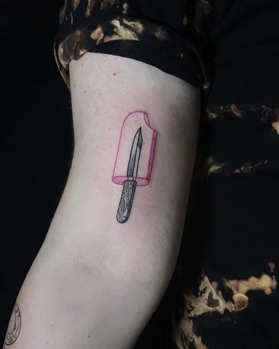Mila Gladkova tattoo 014