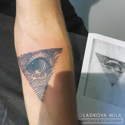 Mila Gladkova tattoo 031