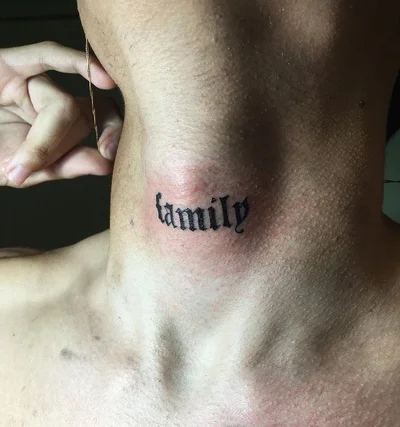 Mila Gladkova tattoo 039