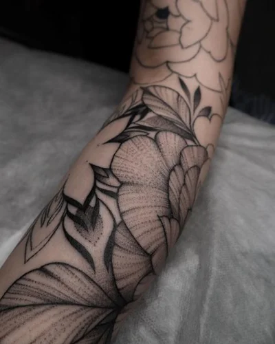Victoria Ovsyannikova tattoo 012