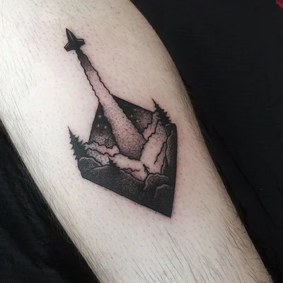 Victoria Ovsyannikova tattoo 021