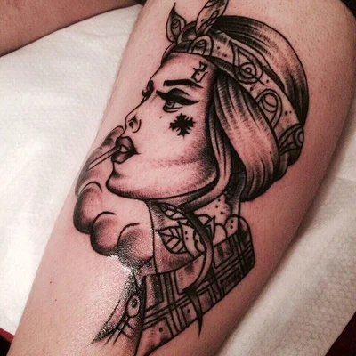 Victoria Ovsyannikova tattoo 038