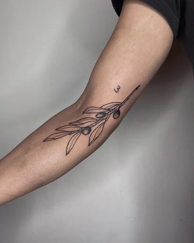 Von Pferden und Fischen tattoo 041