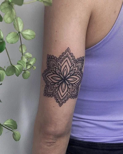 Von Pferden und Fischen tattoo 047
