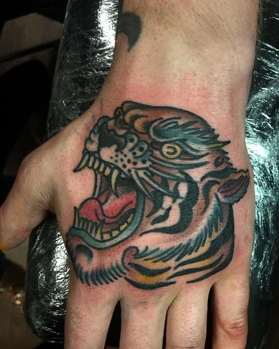 Von Long tattoo 020