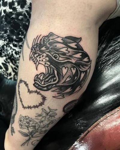 Von Long tattoo 046