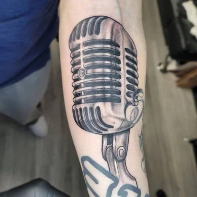 Jason Bancroft tattoo 009