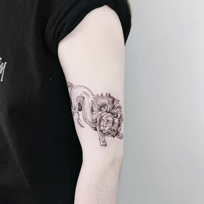 Samantha Vos tattoo 020