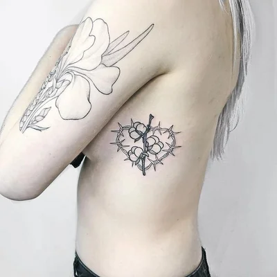 Samantha Vos tattoo 038
