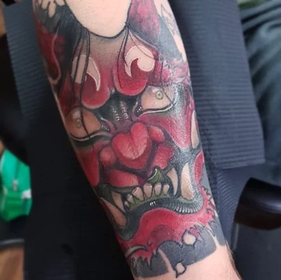 Ryan Wild tattoo 010