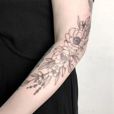 Vitoria Vilela tattoo 020