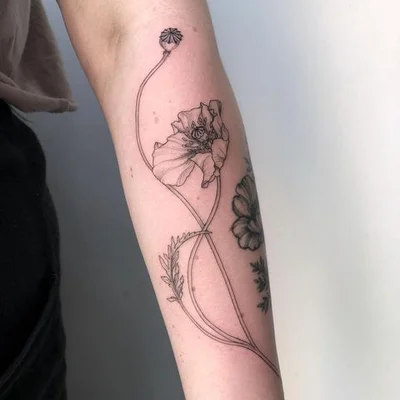 Vitoria Vilela tattoo 041