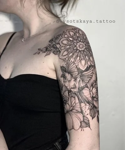 Vlada Vysotskaya tattoo 008