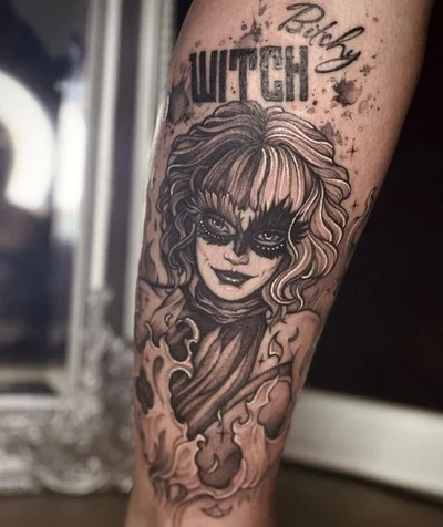 Vlada Vysotskaya tattoo 028
