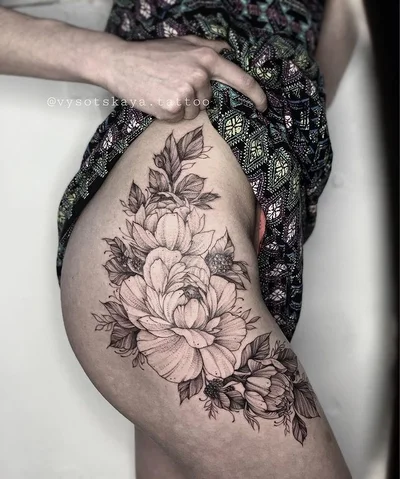 Vlada Vysotskaya tattoo 034