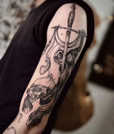Vlada Vysotskaya tattoo 044
