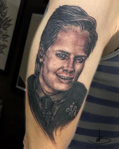Wade Barry tattoo 007