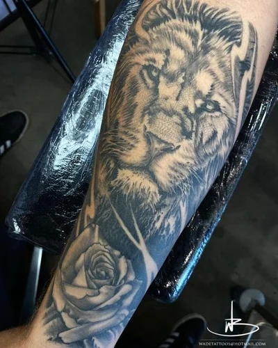 Wade Barry tattoo 012