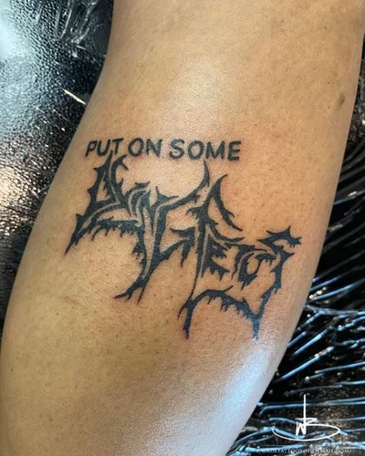 Wade Barry tattoo 016