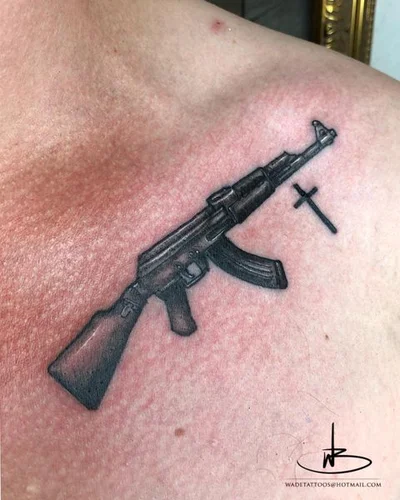 Wade Barry tattoo 041