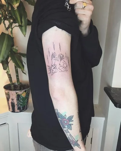 Pascale Davies tattoo 007