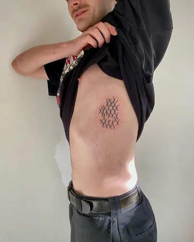 Pascale Davies tattoo 014