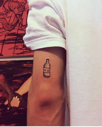 Pascale Davies tattoo 022