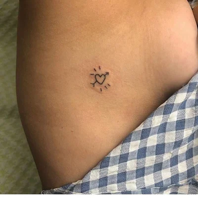 Pascale Davies tattoo 029