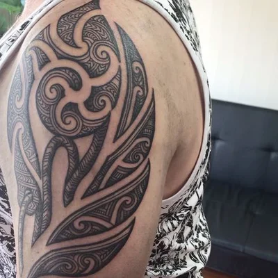 Jasmine Shadbolt tattoo 018