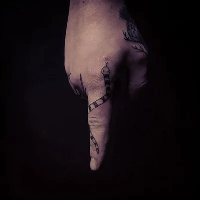 Jasmine Shadbolt tattoo 026
