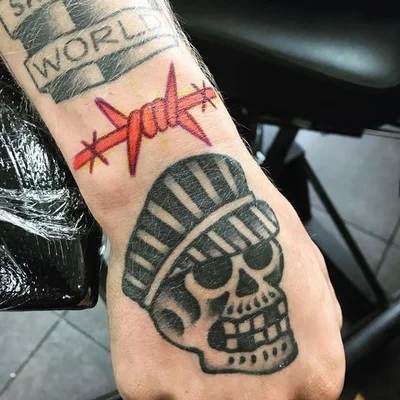 Jasmine Shadbolt tattoo 036