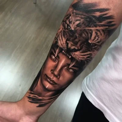 Wallace tattoo 019