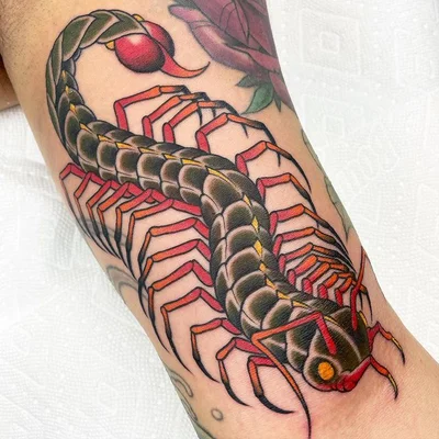 Alex Harris tattoo 008