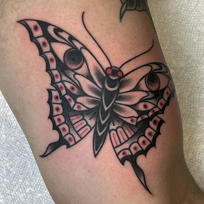 Alex Harris tattoo 050