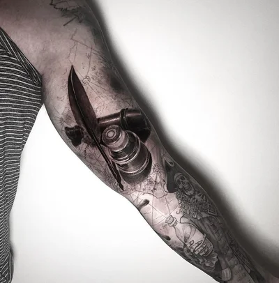 Kirill Warhate tattoo 050