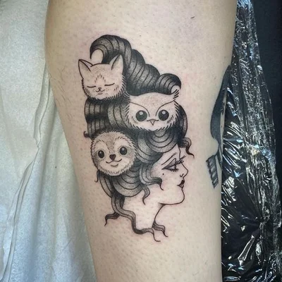 Sarah Whitehouse tattoo 010