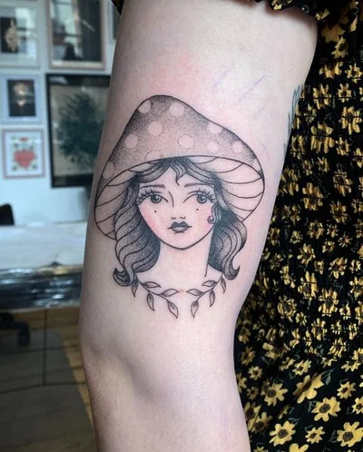 Sarah Whitehouse tattoo 033