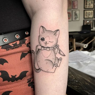 Sarah Whitehouse tattoo 043