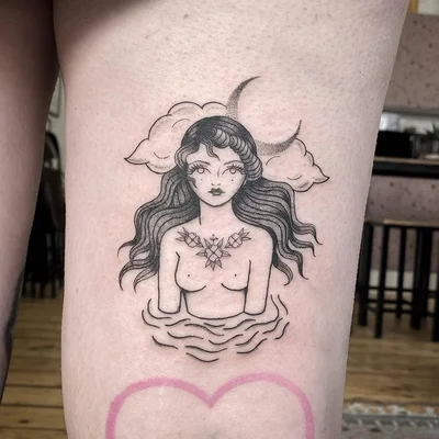 Sarah Whitehouse tattoo 050