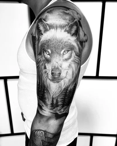 Wendy Alvarez tattoo 030