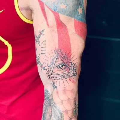 Wendy Alvarez tattoo 041