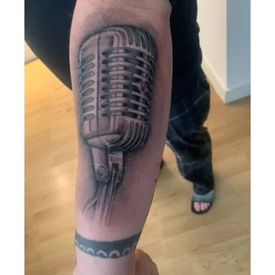 Wayne Oakley tattoo 040