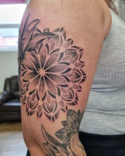 Wayne Oakley tattoo 046