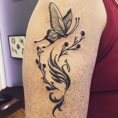 Aimee Williamson tattoo 021