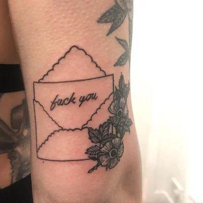 Aimee Williamson tattoo 024