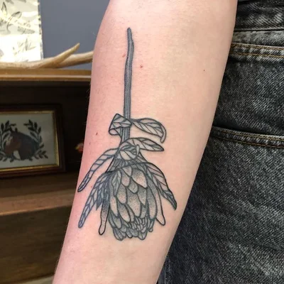 Aimee Williamson tattoo 038