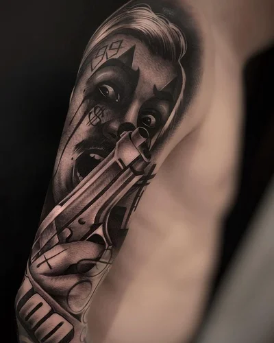 Web MC tattoo 049