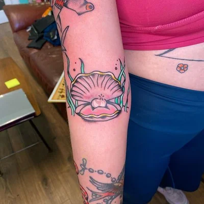 Whatslovegottattoowithit tattoo 015