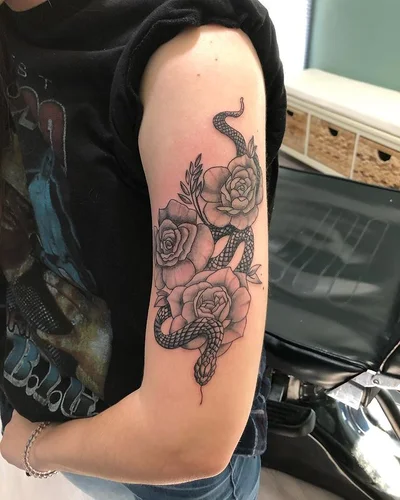 Greg Linton tattoo 037