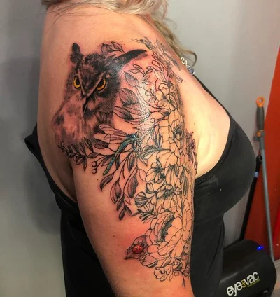Greg Linton tattoo 042